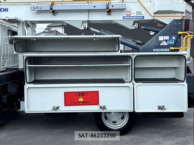 Hino DUTRO 2021-06 6682643-23