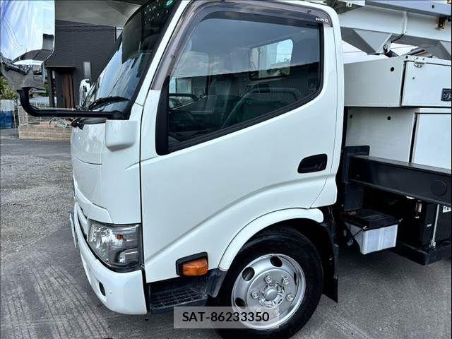 Hino DUTRO 2021-06 6682643-26