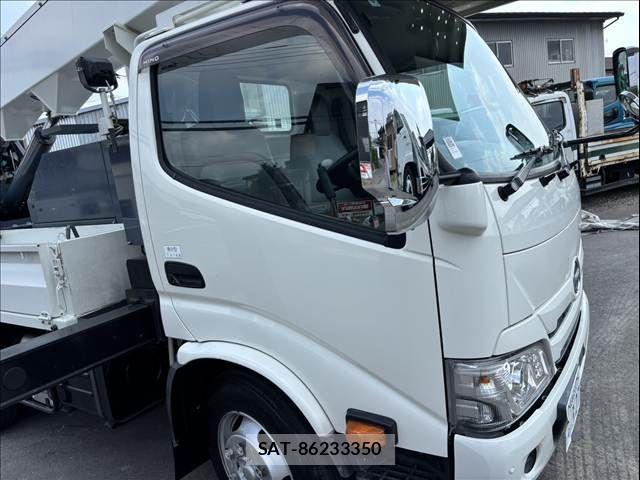 Hino DUTRO 2021-06 6682643-28