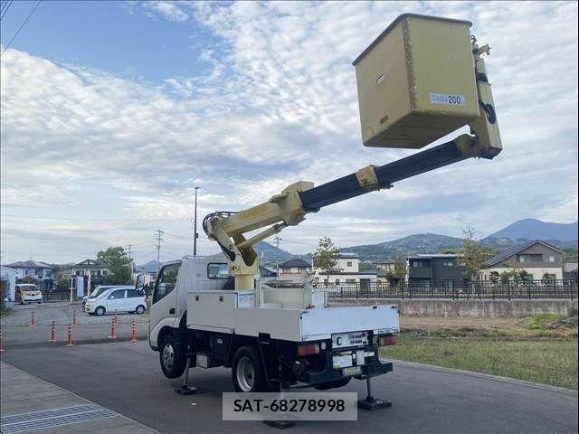 Hino DUTRO 2006-09 6682645-26