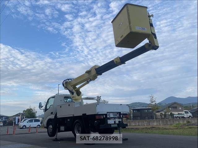Hino DUTRO 2006-09 6682645-27