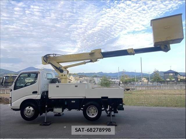 Hino DUTRO 2006-09 6682645-28