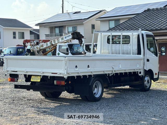 Hino DUTRO 2012-10 6682644-1