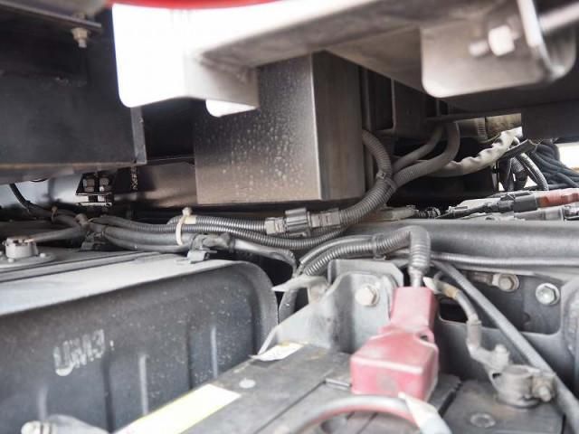 Hino DUTRO 2012-03 6689551-26