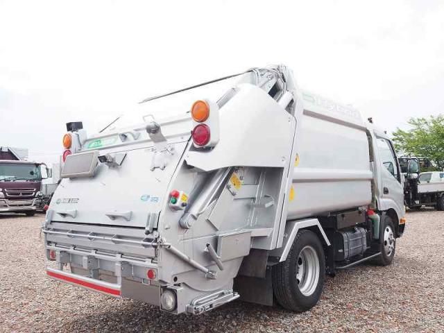 Hino DUTRO 2012-03 6689551-4