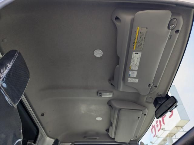 Hino DUTRO 2021-02 6689548-22