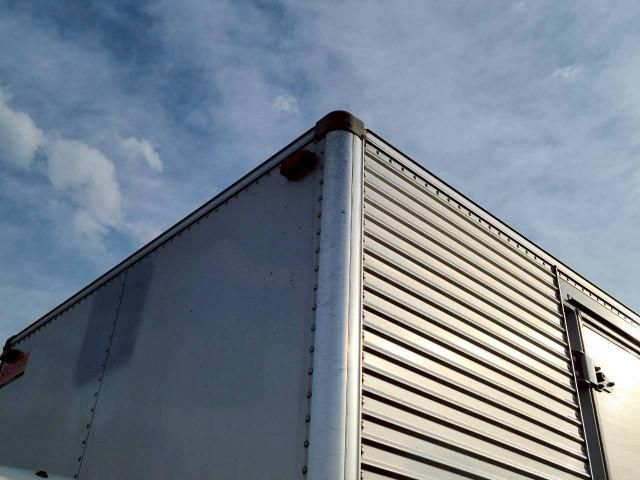 Hino DUTRO 2020-05 6689545-19
