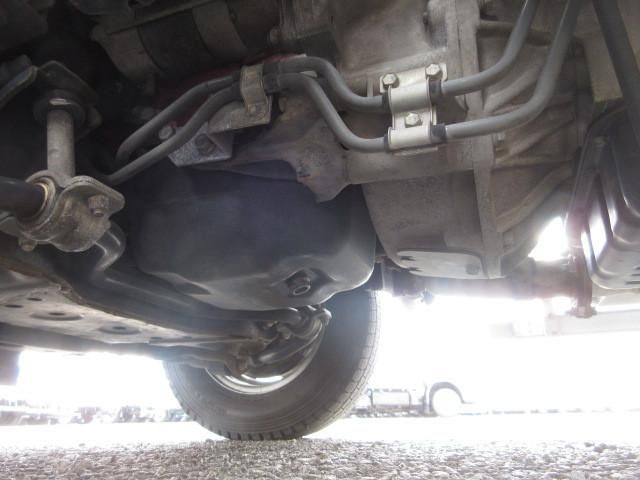 Hino DUTRO 2018-03 6689550-26