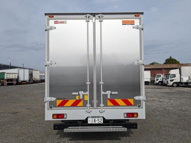 Hino DUTRO 2024-11 6689544-4