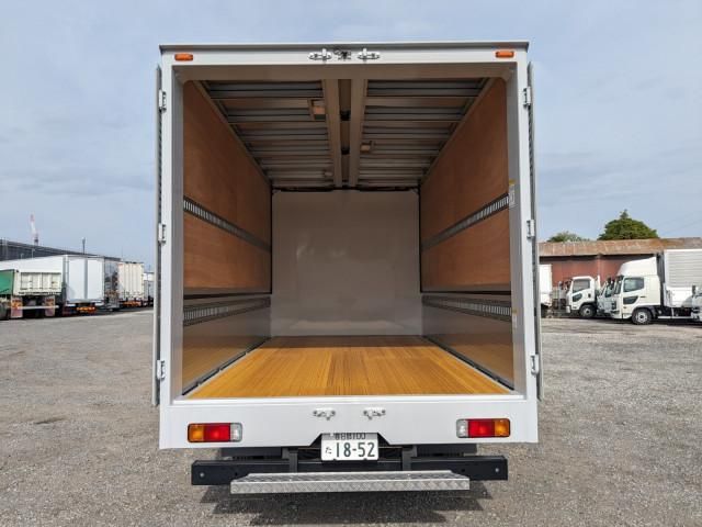Hino DUTRO 2024-11 6689544-7