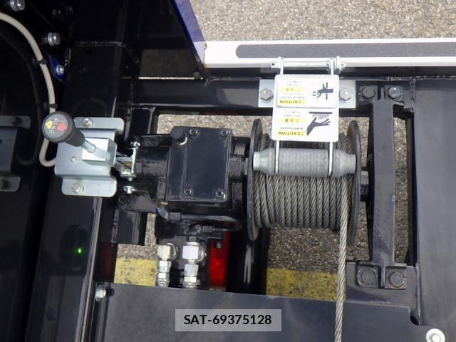 Hino DUTRO 2024-05 6716067-9