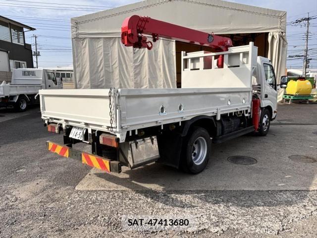 Hino DUTRO 2012-02 6716068-4