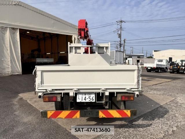 Hino DUTRO 2012-02 6716068-5