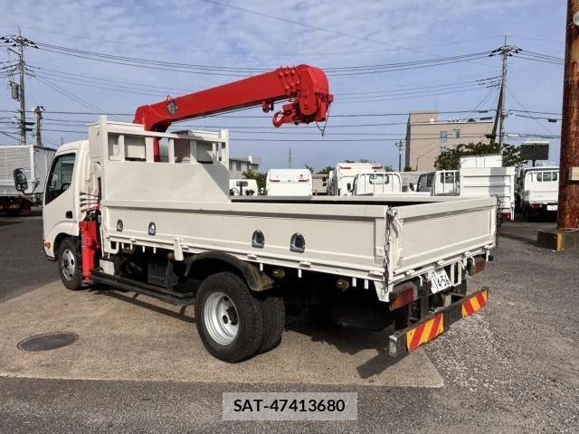 Hino DUTRO 2012-02 6716068-6