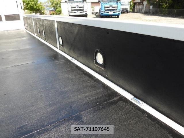 Hino DUTRO 2019-08 6716069-10