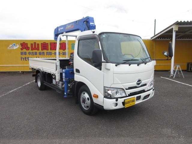 Hino DUTRO 2024-03 6734175-1