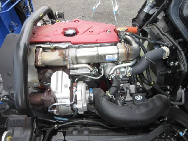 Hino DUTRO 2024-03 6734175-24