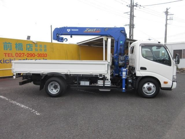 Hino DUTRO 2024-03 6734175-5
