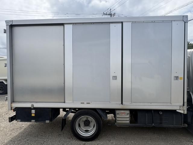 Hino DUTRO 2021-01 6734177-6