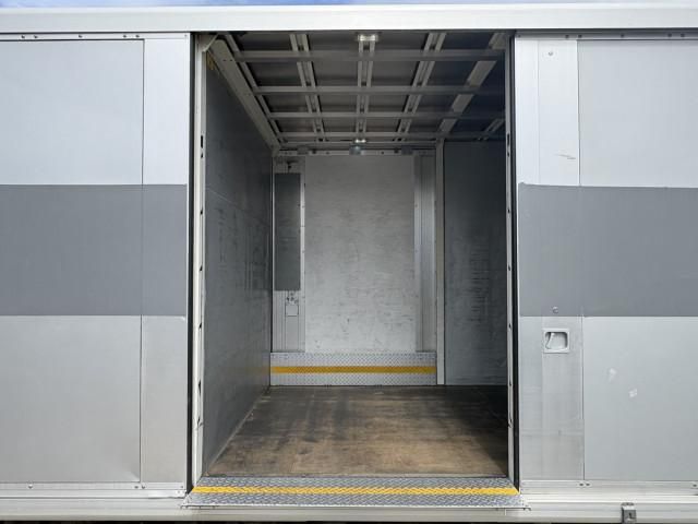 Hino DUTRO 2021-01 6734177-7