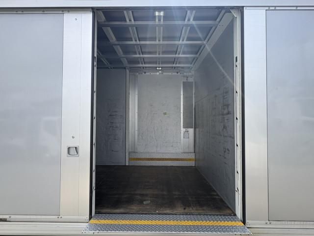 Hino DUTRO 2021-01 6734177-8