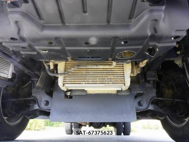 Hino DUTRO 2015-01 6791003-16