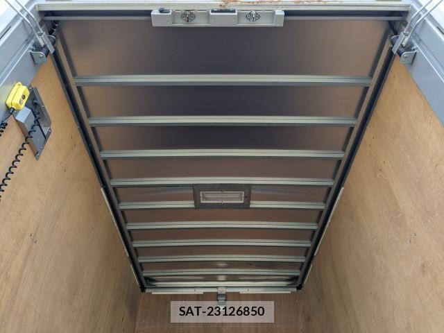 Hino DUTRO 2019-04 6791004-15
