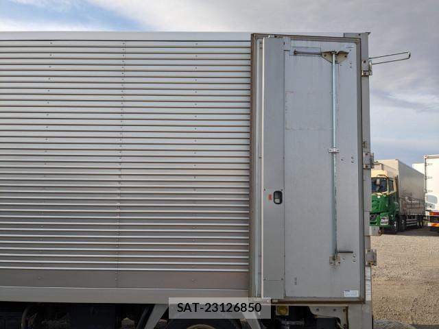 Hino DUTRO 2019-04 6791004-22