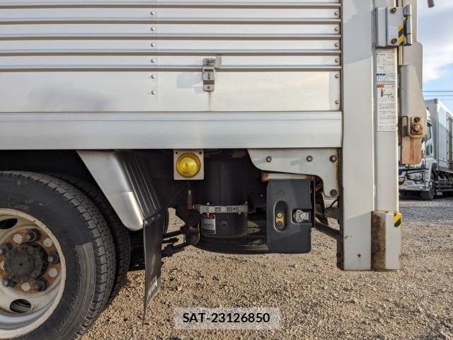 Hino DUTRO 2019-04 6791004-23