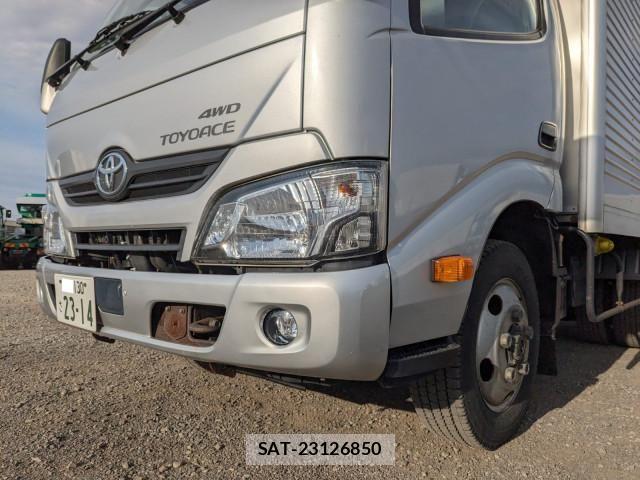 Hino DUTRO 2019-04 6791004-25