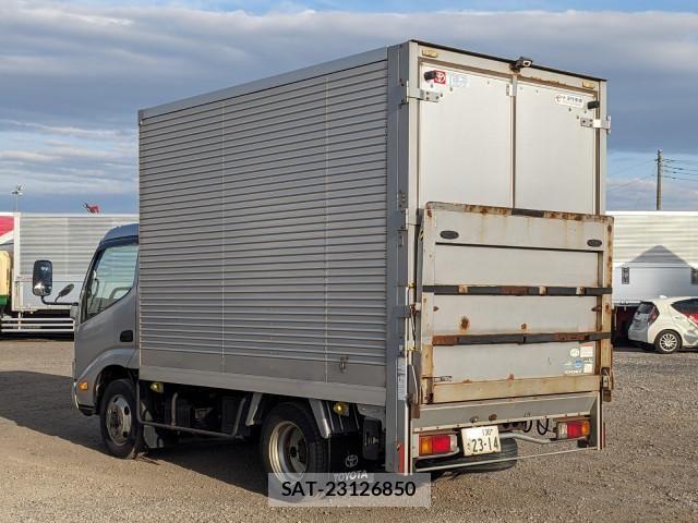 Hino DUTRO 2019-04 6791004-2