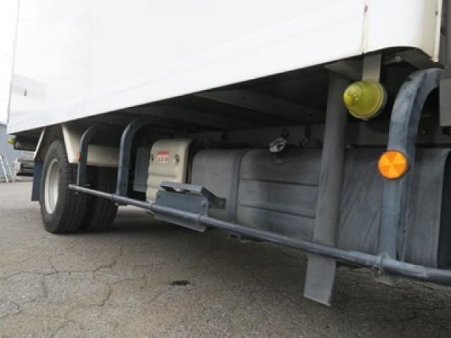 Hino DUTRO 2021-11 6805380-13