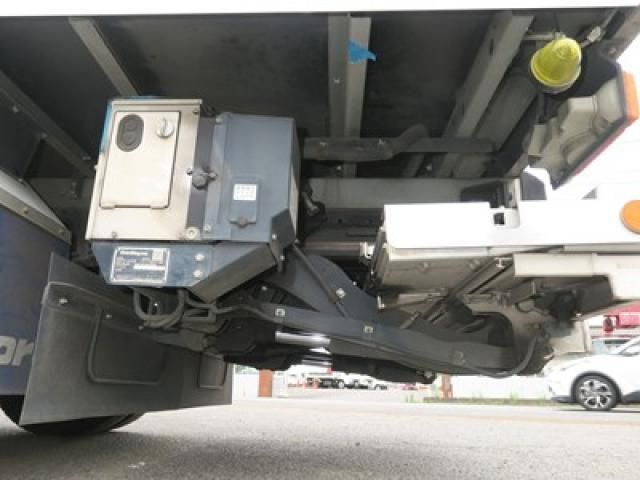 Hino DUTRO 2021-11 6805380-16