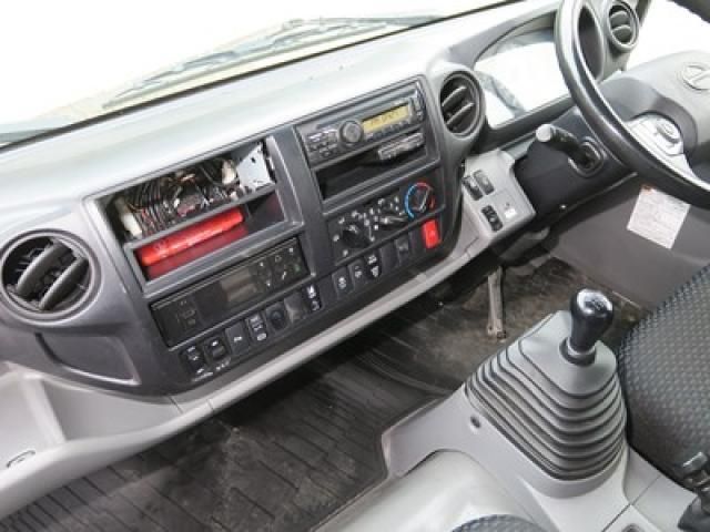 Hino DUTRO 2021-11 6805380-26