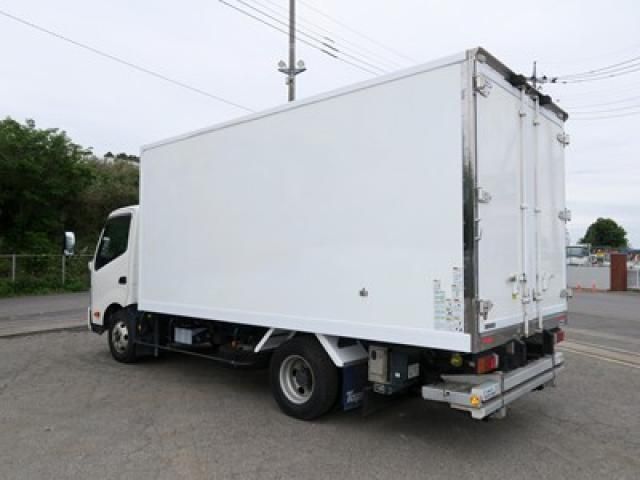 Hino DUTRO 2021-11 6805380-2