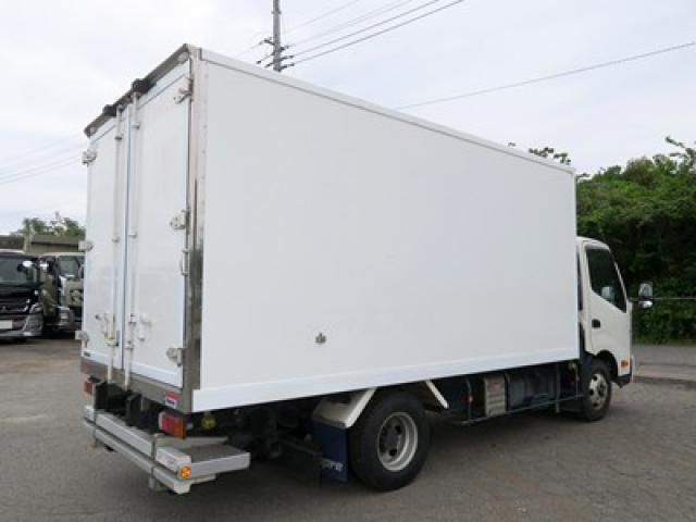 Hino DUTRO 2021-11 6805380-3