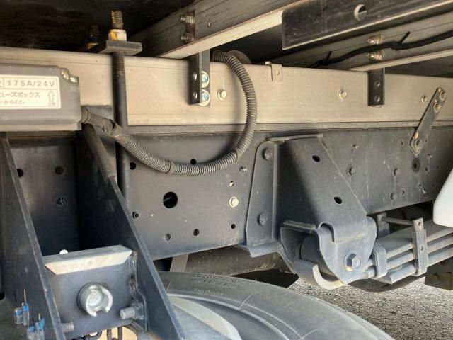 Hino DUTRO 2024-02 6805376-11