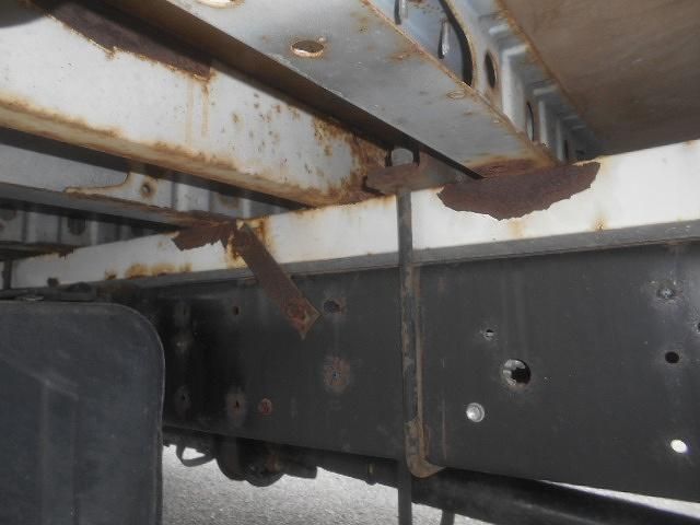 Hino DUTRO 2018-06 6805379-16