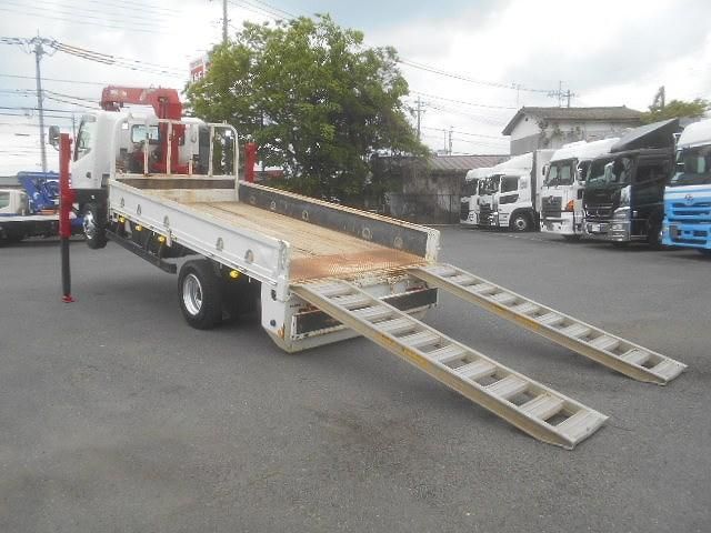 Hino DUTRO 2018-06 6805379-5