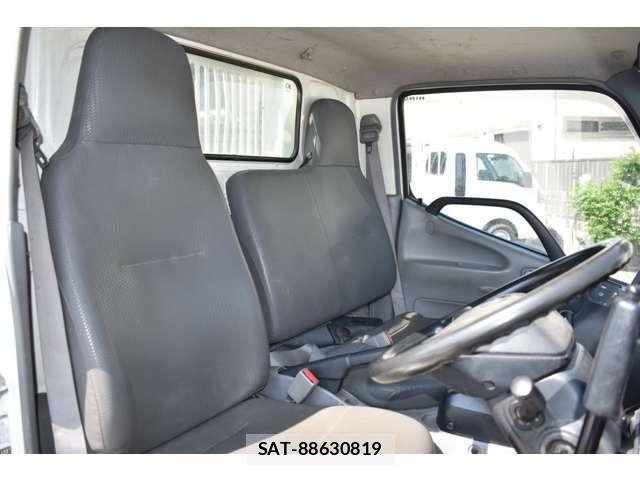 Hino DUTRO 2013-09 6814739-12