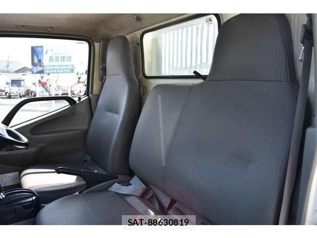 Hino DUTRO 2013-09 6814739-13