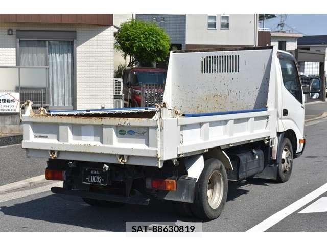Hino DUTRO 2013-09 6814739-22