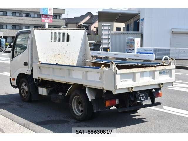 Hino DUTRO 2013-09 6814739-25