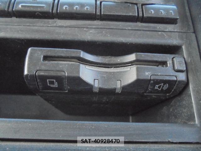 Hino DUTRO 2015-10 6814736-14