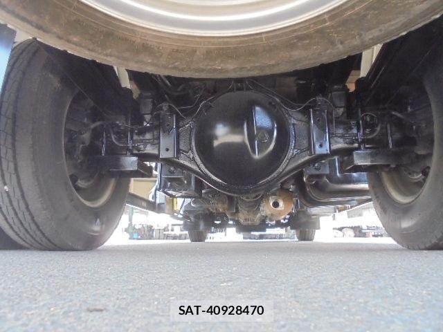 Hino DUTRO 2015-10 6814736-20