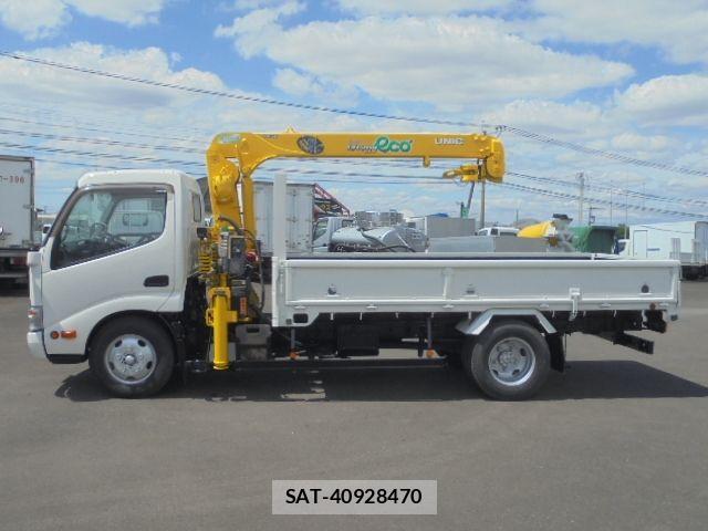 Hino DUTRO 2015-10 6814736-3