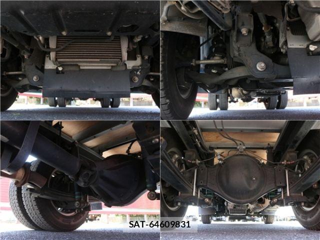 Hino DUTRO 2017-03 6814734-20