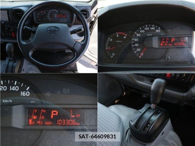 Hino DUTRO 2017-03 6814734-24