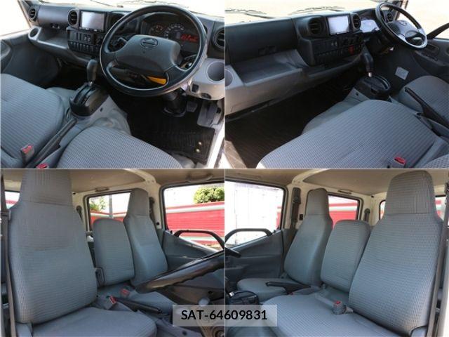 Hino DUTRO 2017-03 6814734-27