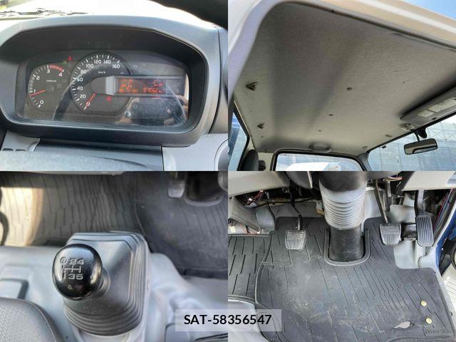 Hino DUTRO 2012-03 6814738-22